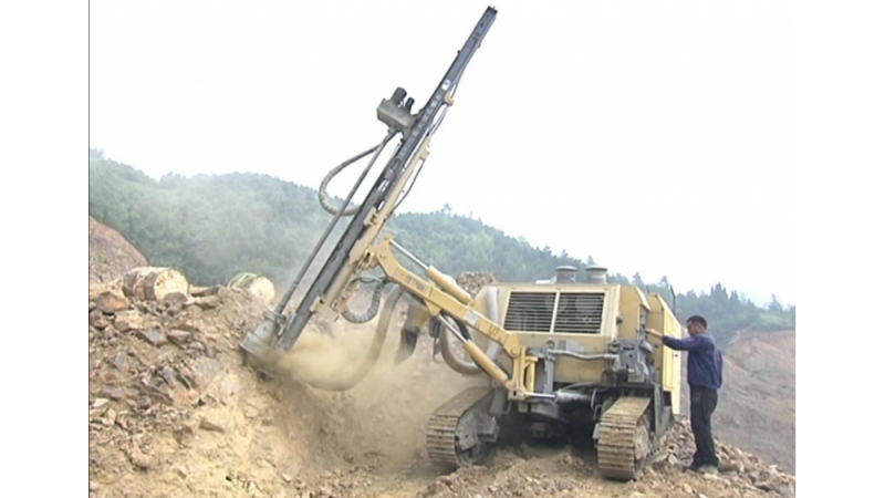 Mining and Quarry Surface DTH Rock Blasting Drilling Rig
